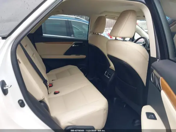 2T2HGMDAXNC082773 2022 LEXUS RX - Image 8