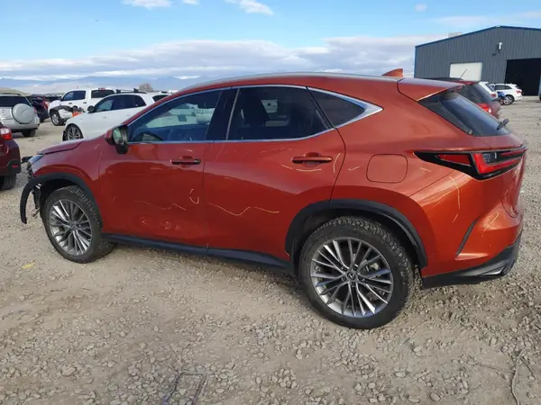 2T2HKCEZ3NC006034 2022 LEXUS NX - Image 2