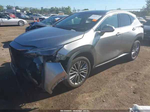 2T2HKCEZ4NC006754 2022 LEXUS NX - Image 2