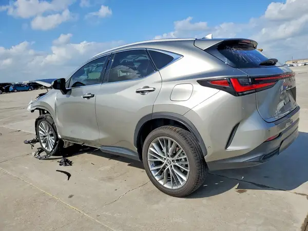 2T2HKCEZ4PC013741 2023 LEXUS NX - Image 2