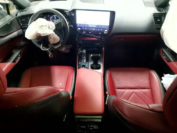 2T2HKCEZ5SC053867 2025 LEXUS NX - Image 8