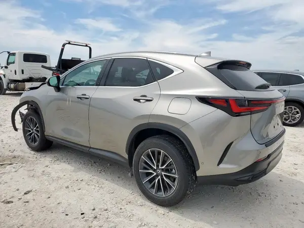 2T2HKCEZ9RC031123 2024 LEXUS NX - Image 2