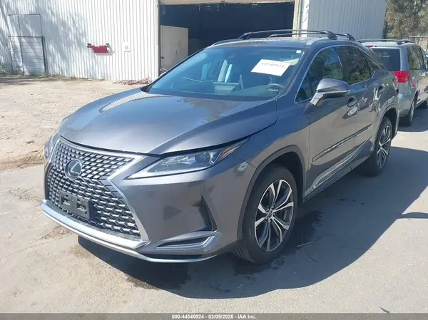 2T2HZMAA0LC167696 2020 LEXUS RX - Image 2