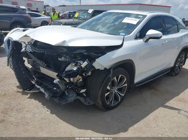 2T2HZMAA0LC179184 2020 LEXUS RX - Image 2