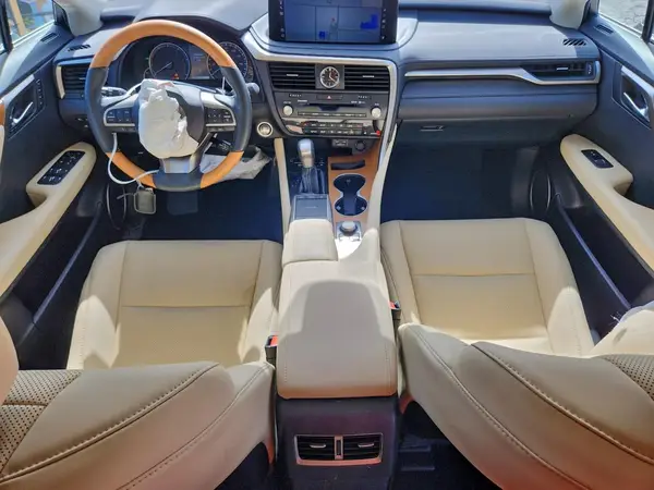 2T2HZMAA0NC240939 2022 LEXUS RX - Image 8