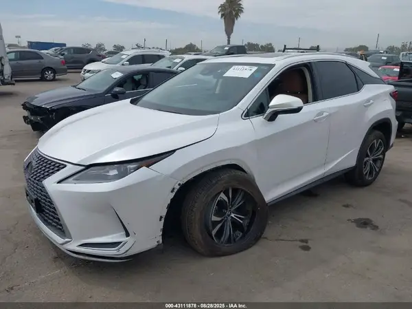 2T2HZMAA1MC203395 2021 LEXUS RX - Image 2