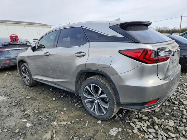 2T2HZMAA1MC206796 2021 LEXUS RX - Image 2