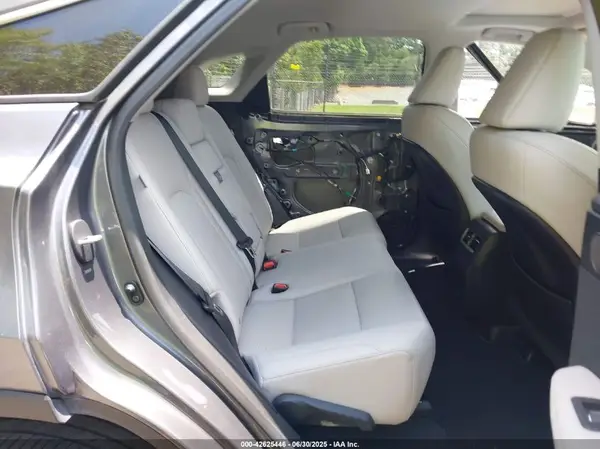 2T2HZMAA1MC208676 2021 LEXUS RX - Image 8