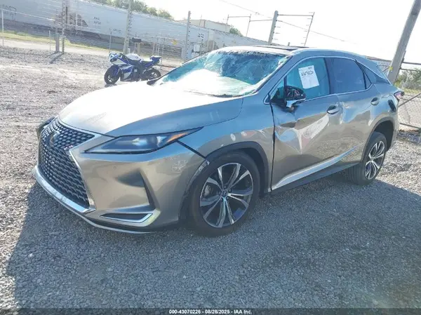 2T2HZMAA1MC210847 2021 LEXUS RX - Image 2
