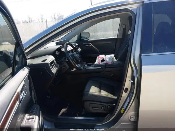 2T2HZMAA1NC222546 2022 LEXUS RX - Image 8
