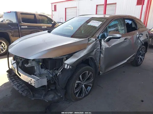 2T2HZMAA2LC162239 2020 LEXUS RX - Image 2