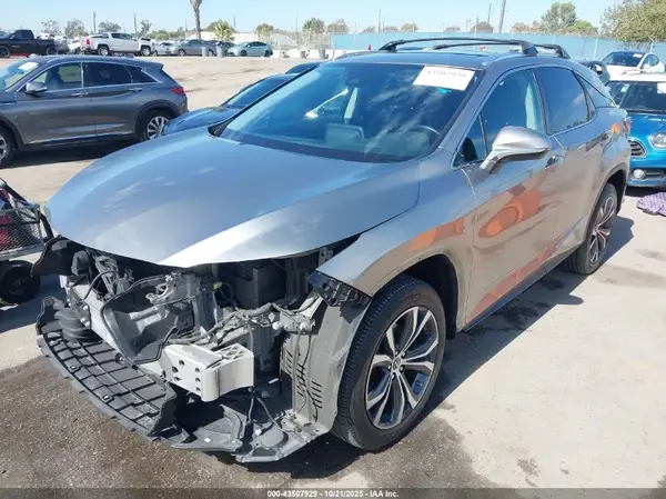 2T2HZMAA2LC179753 2020 LEXUS RX - Image 2