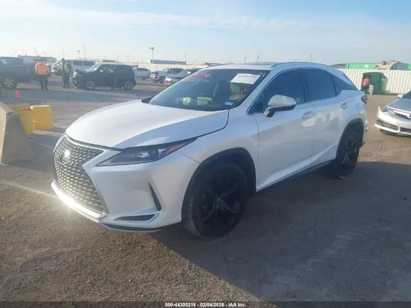 2T2HZMAA2MC196389 2021 LEXUS RX - Image 2