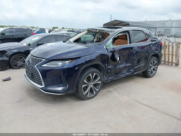 2T2HZMAA2NC228307 2022 LEXUS RX - Image 2