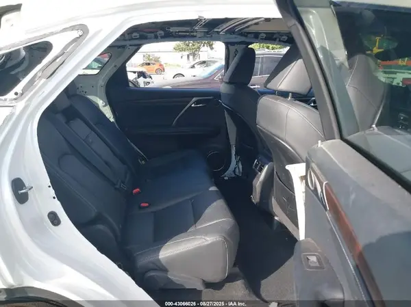 2T2HZMAA2NC233054 2022 LEXUS RX - Image 8