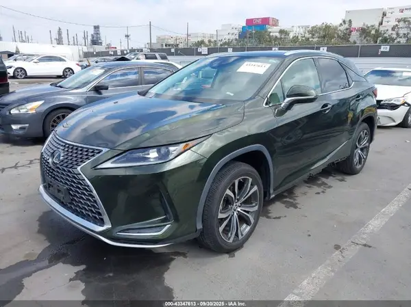 2T2HZMAA3LC179910 2020 LEXUS RX - Image 2