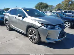 2T2HZMAA3MC210011 2021 LEXUS RX