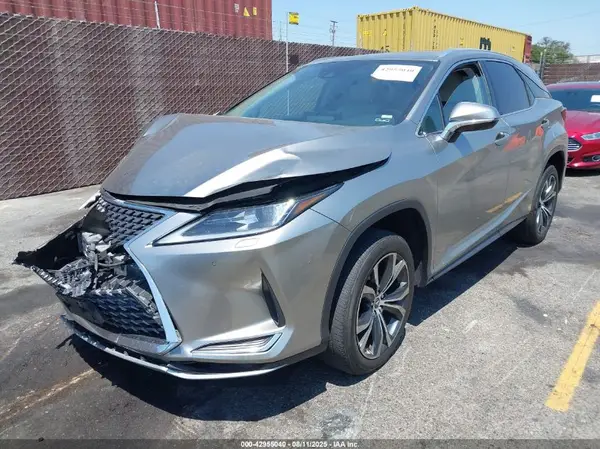 2T2HZMAA3NC246704 2022 LEXUS RX - Image 2