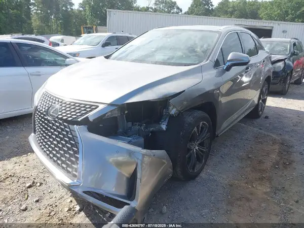 2T2HZMAA3NC251563 2022 LEXUS RX - Image 2