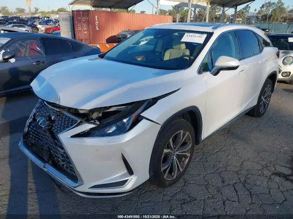 2T2HZMAA3NC256035 2022 LEXUS RX - Image 2