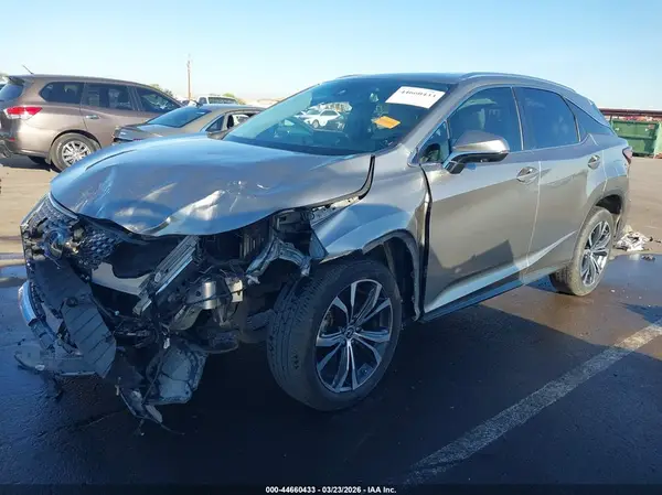 2T2HZMAA4MC215654 2021 LEXUS RX - Image 2