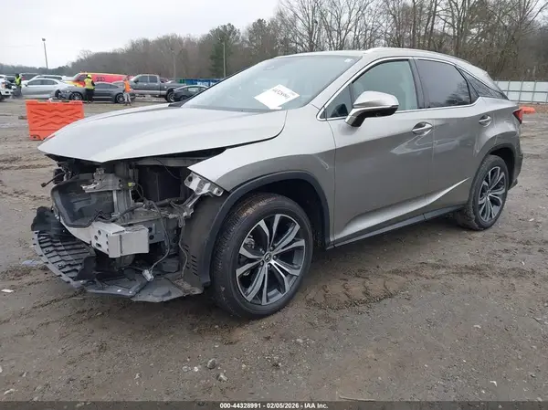 2T2HZMAA4NC237090 2022 LEXUS RX - Image 2