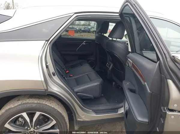 2T2HZMAA4NC237090 2022 LEXUS RX - Image 8