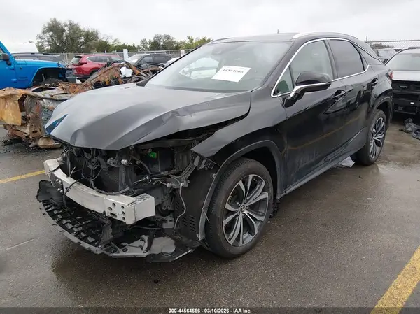 2T2HZMAA5MC195804 2021 LEXUS RX - Image 2