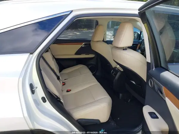 2T2HZMAA5MC213850 2021 LEXUS RX - Image 8