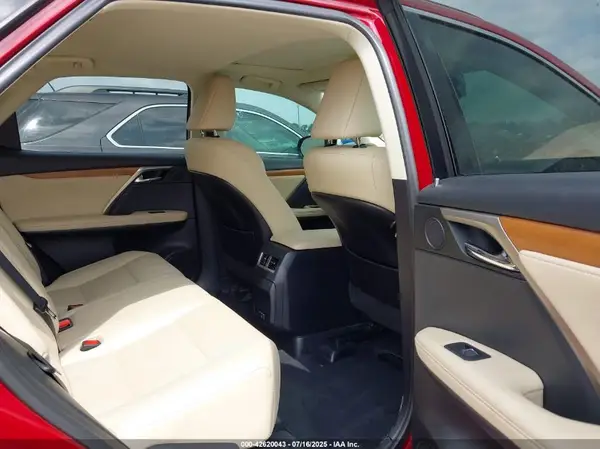 2T2HZMAA5MC214075 2021 LEXUS RX - Image 8
