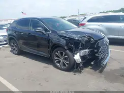 2T2HZMAA5NC227880 2022 LEXUS RX
