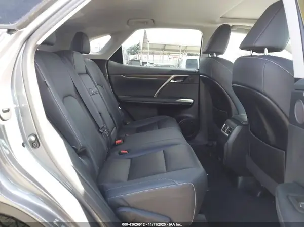 2T2HZMAA5NC228589 2022 LEXUS RX - Image 8
