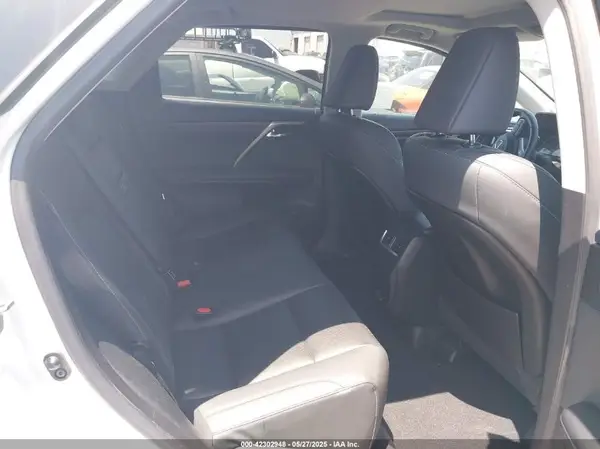 2T2HZMAA5NC232254 2022 LEXUS RX - Image 8