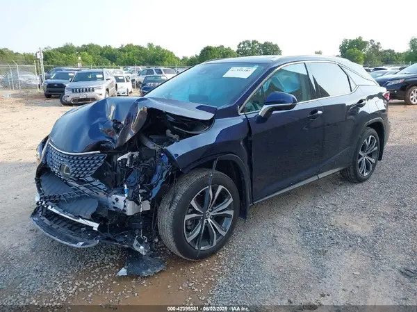 2T2HZMAA5NC232352 2022 LEXUS RX - Image 2