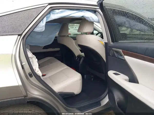 2T2HZMAA5NC235218 2022 LEXUS RX - Image 8