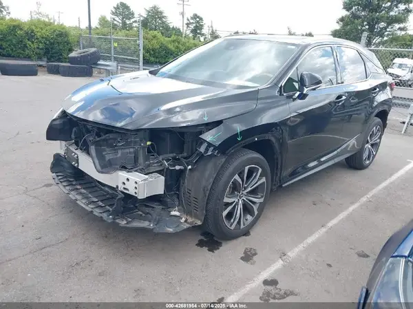 2T2HZMAA5NC239575 2022 LEXUS RX - Image 2
