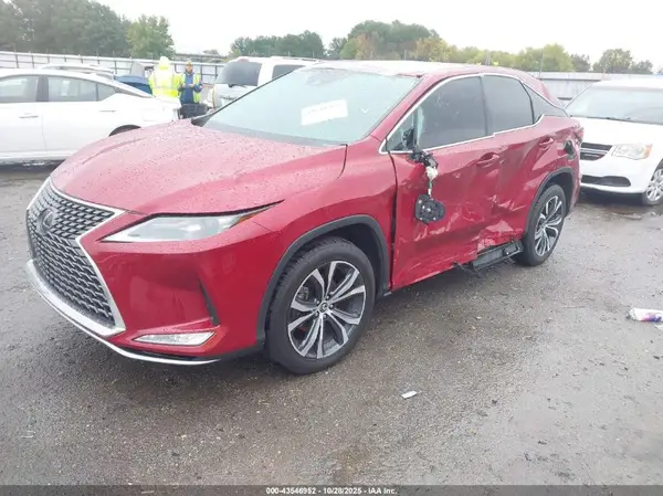 2T2HZMAA5NC241956 2022 LEXUS RX - Image 2
