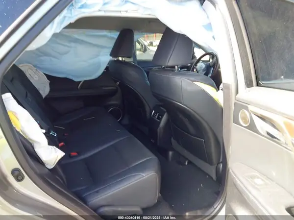 2T2HZMAA6MC193558 2021 LEXUS RX - Image 8