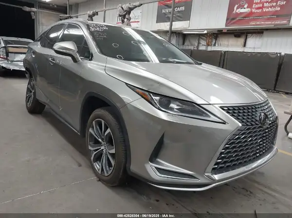2T2HZMAA6NC232022 2022 LEXUS RX - Image 1