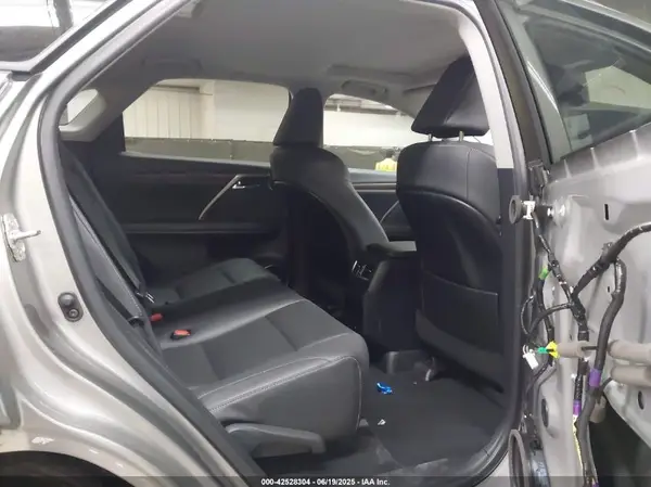 2T2HZMAA6NC232022 2022 LEXUS RX - Image 8