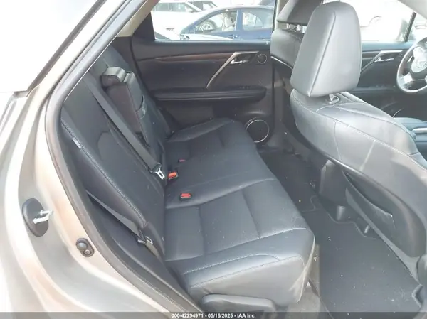 2T2HZMAA6NC238967 2022 LEXUS RX - Image 8