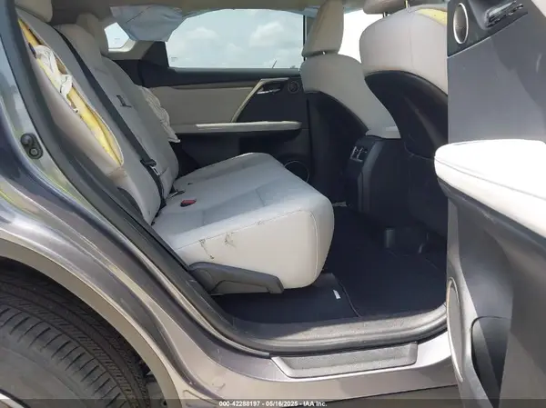 2T2HZMAA6NC240640 2022 LEXUS RX - Image 8