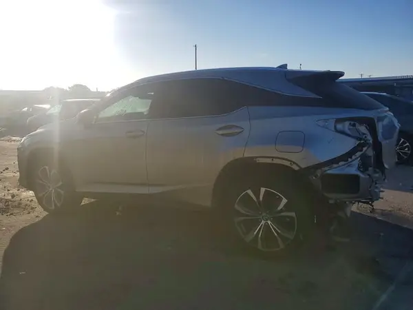 2T2HZMAA6NC244607 2022 LEXUS RX - Image 2