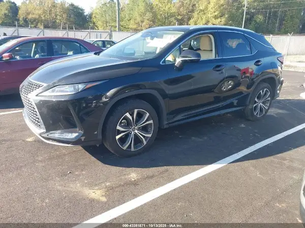 2T2HZMAA6NC252934 2022 LEXUS RX - Image 2