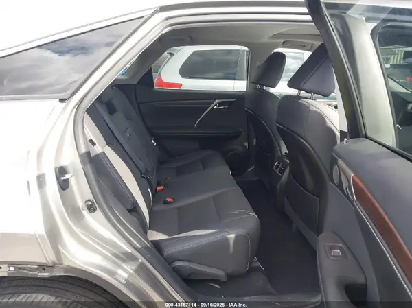 2T2HZMAA6NC258779 2022 LEXUS RX - Image 8