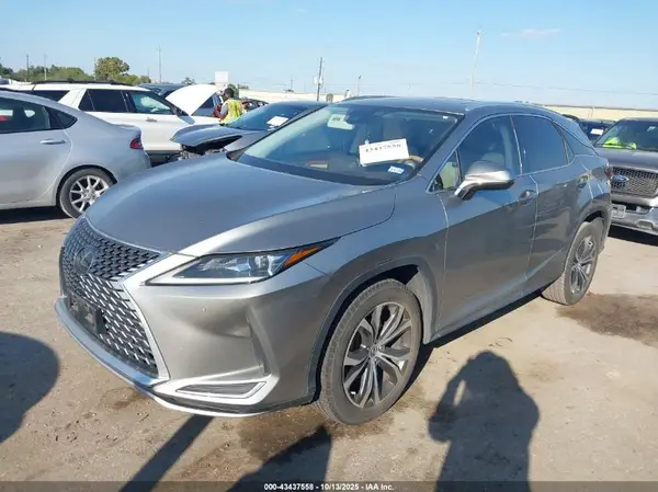 2T2HZMAA7LC156288 2020 LEXUS RX - Image 2