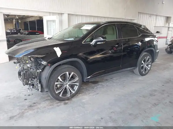 2T2HZMAA7LC159756 2020 LEXUS RX - Image 2
