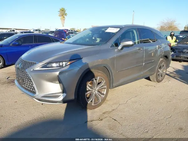 2T2HZMAA7LC171311 2020 LEXUS RX - Image 2