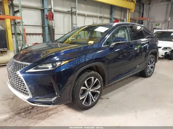 2T2HZMAA7NC249573 2022 LEXUS RX - Image 2