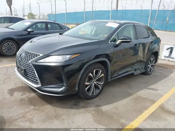 2T2HZMAA8LC154937 2020 LEXUS RX - Image 2